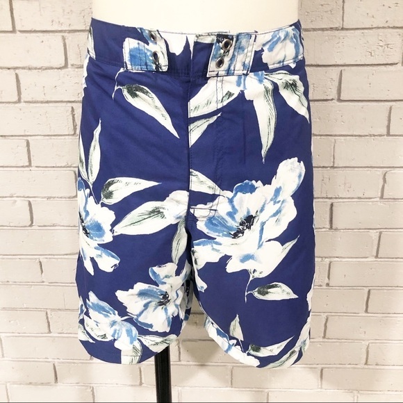 J.Crew Men’s 9" Large Blue Floral Print Board Short‎ - Picture 4 of 9